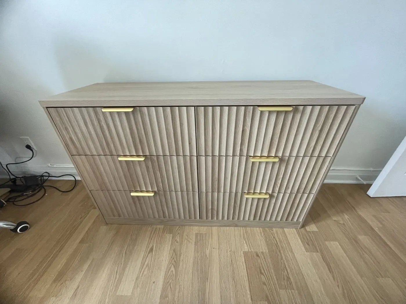 Commode ou coiffeuse montée par Pierre (11/14)
