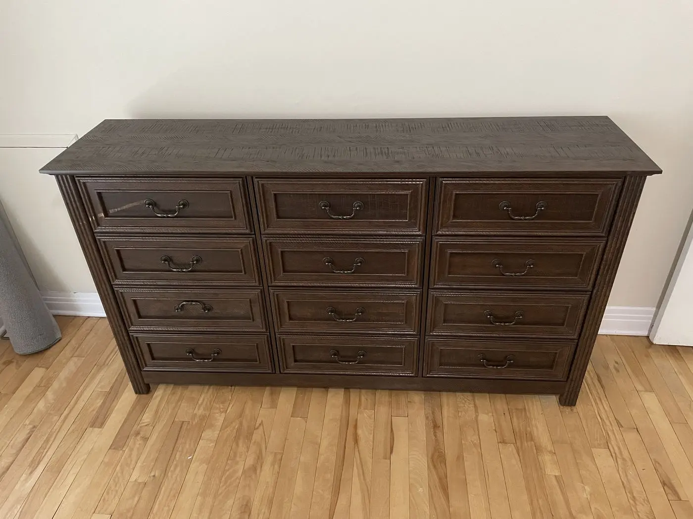 Commode ou coiffeuse montée par Pierre (12/14)