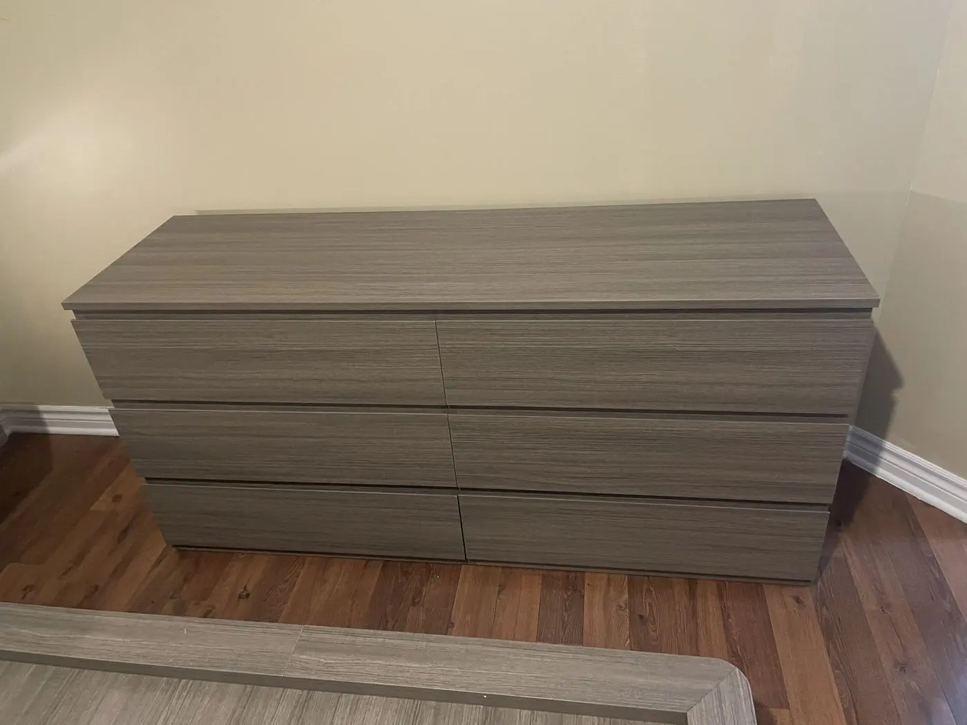 Commode ou coiffeuse montée par Pierre (13/14)